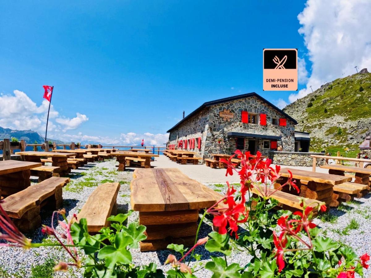 Cabane Bella-Tola Saint-Luc Exterior photo